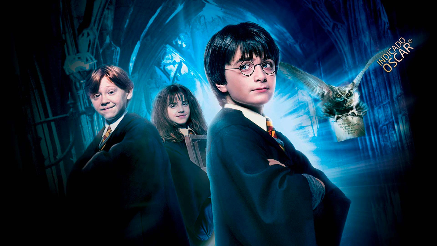 Harry Potter e a Pedra Filosofal ultrapassou a incrível marca de US$ 1 bilhão em bilheteria, depois do seu relançamento em uma versão 3D remasterizada em 4K, na China.