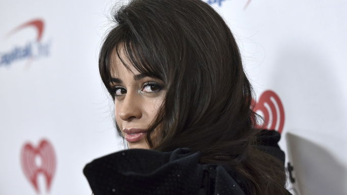 Cinderela | Live-action estrelado por Camila Cabello retoma às filmagens 34 Cinderela