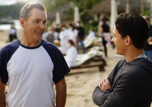 Nolan North, o dublador de Nathan Drake, personagem protagonista da franquia dos games de Uncharted, visitou o set do filme e revelou peças importantes.