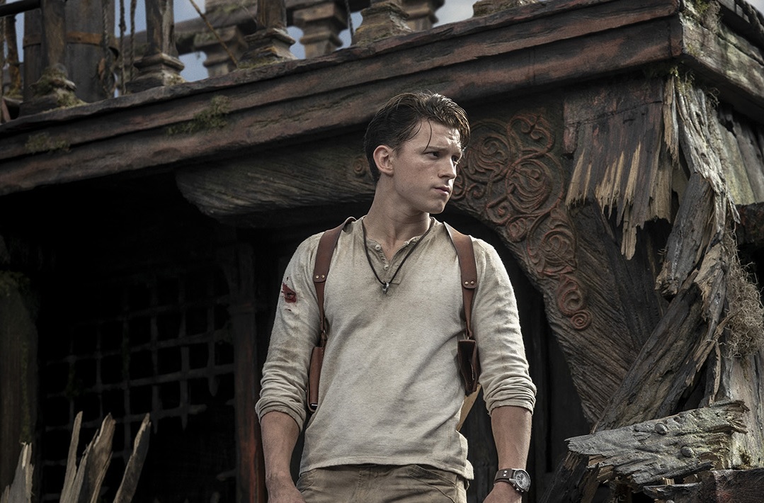 Conheça o visual de Nathan Drake no live-action de Uncharted que será estrelado por Tom Holland. O filme tem estreia prevista para 2021.