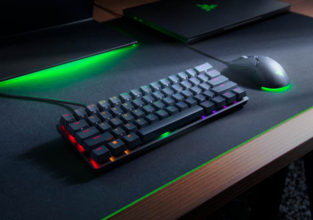 Huntsman Mini Analog 303 W11 R1 1