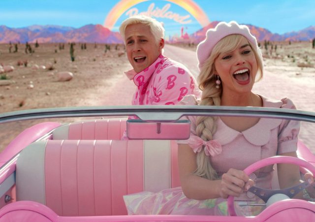 Barbie e Oppenheimer faturam mais de US$ 1 bilhão se somado juntos.