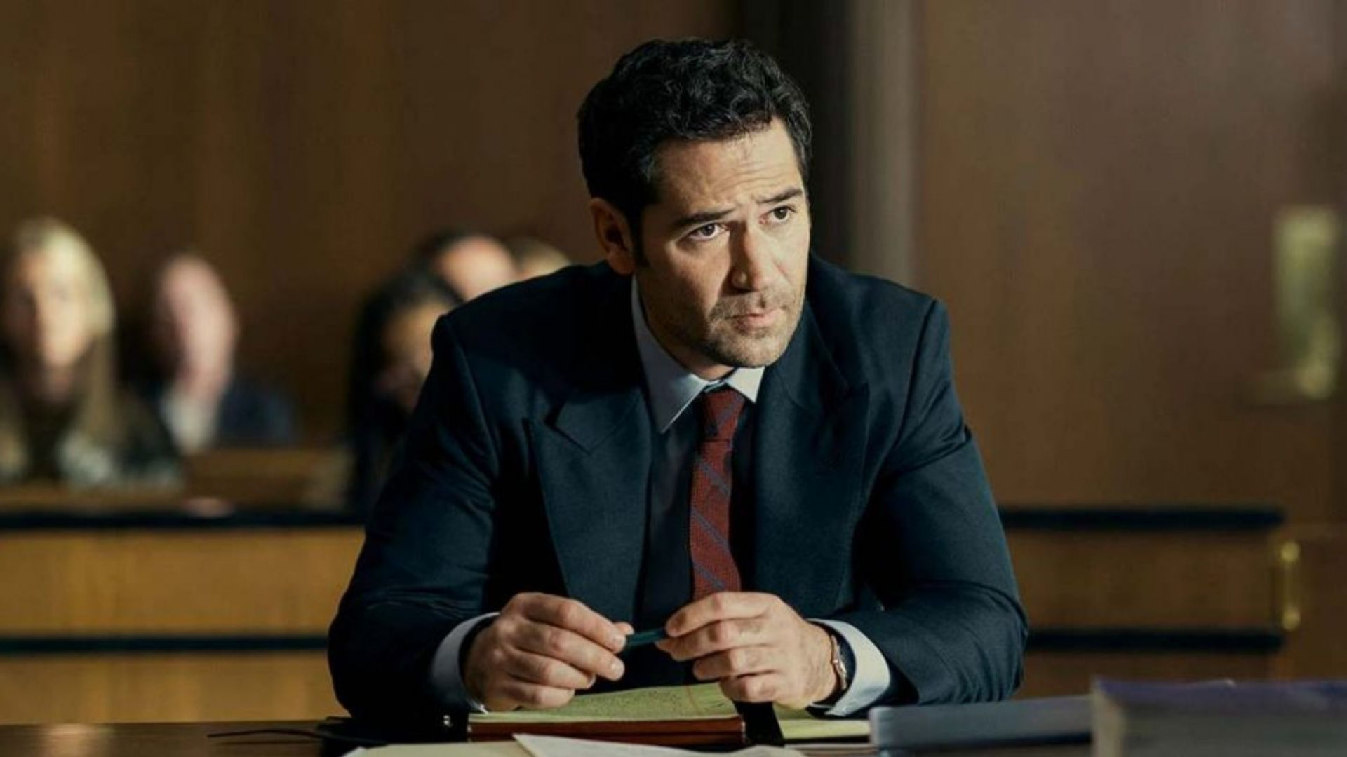 Manuel Garcia-Rulfo é estrela da Netflix