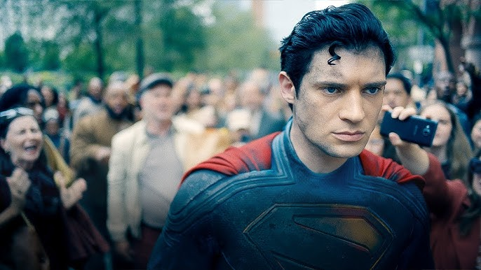 Superman ganha seu primeiro trailer oficial