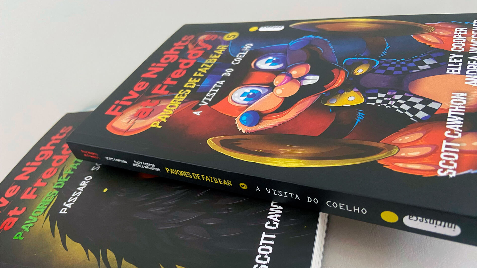 Pavores de Fazbear: Novos livros de Five Nights at Freddy's chegam para aterrorizar os fãs 34 pavor fazbear intrinseca five nights at freddys portal nerd img01