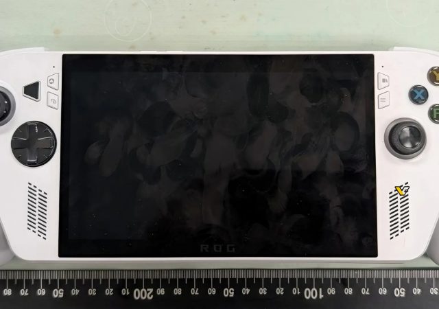 ASUS ROG ALLY 2 WHITE 1