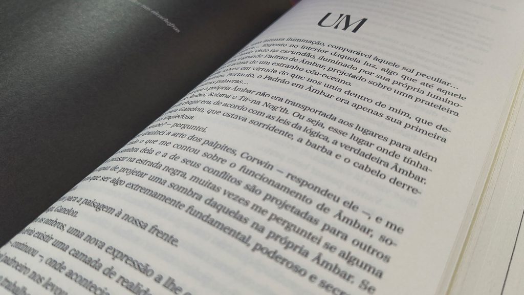 As Crônicas de Âmbar chega ao Brasil pela Editora Intrínseca 36 As Crônicas de Âmbar: Tomo I